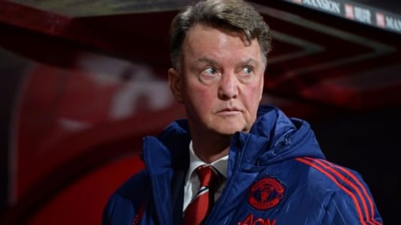 Louis van Gaal deliye döndü