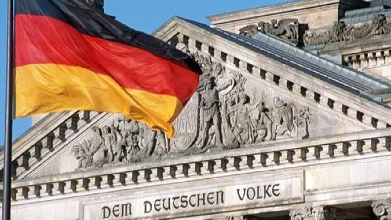 Almanya'da Yatırımcı Güveninde Düşüş