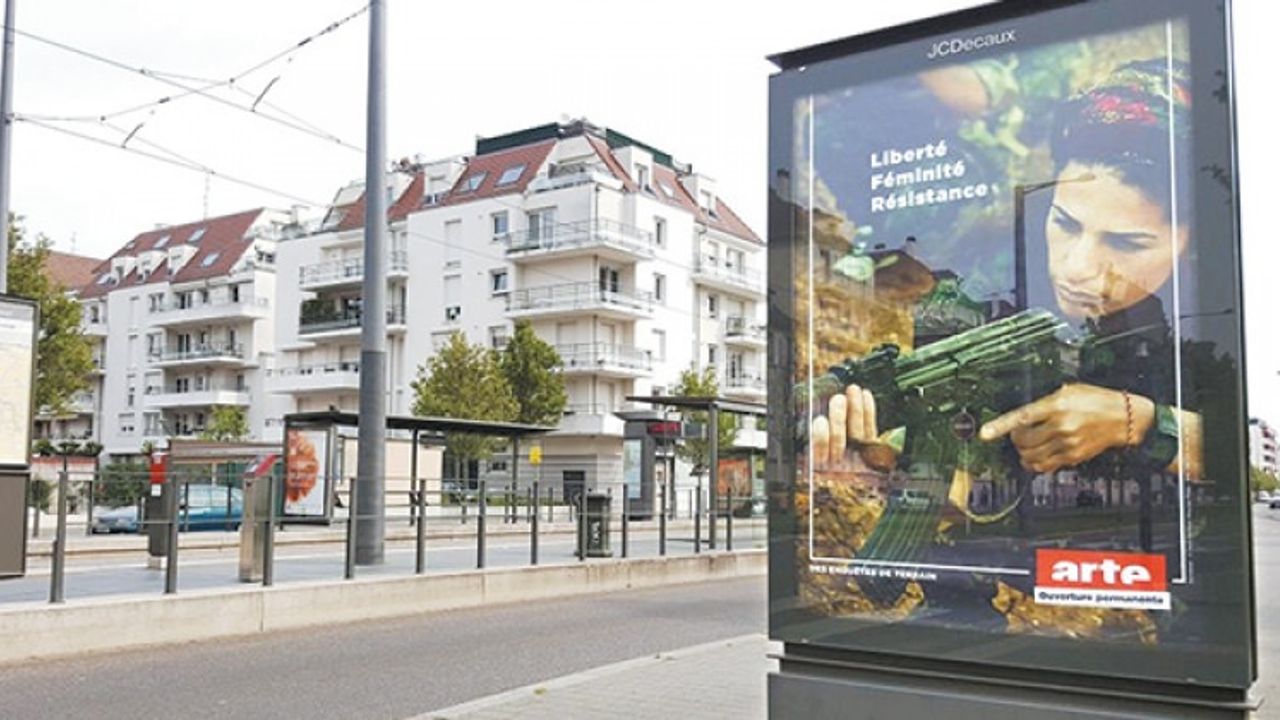 Skandal! Öğrencilere terör örgütü propagandası
