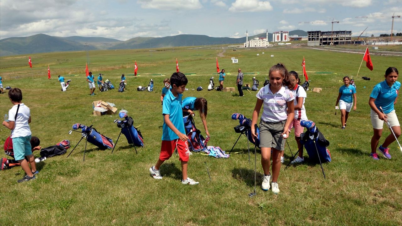 Golfçüler Ardahan'da kamp yaptı