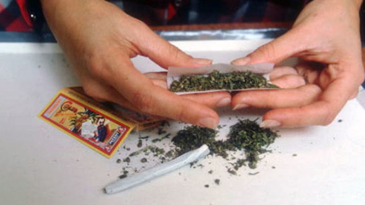 Bir ülke daha Esrar kullanımını serbest bıraktı