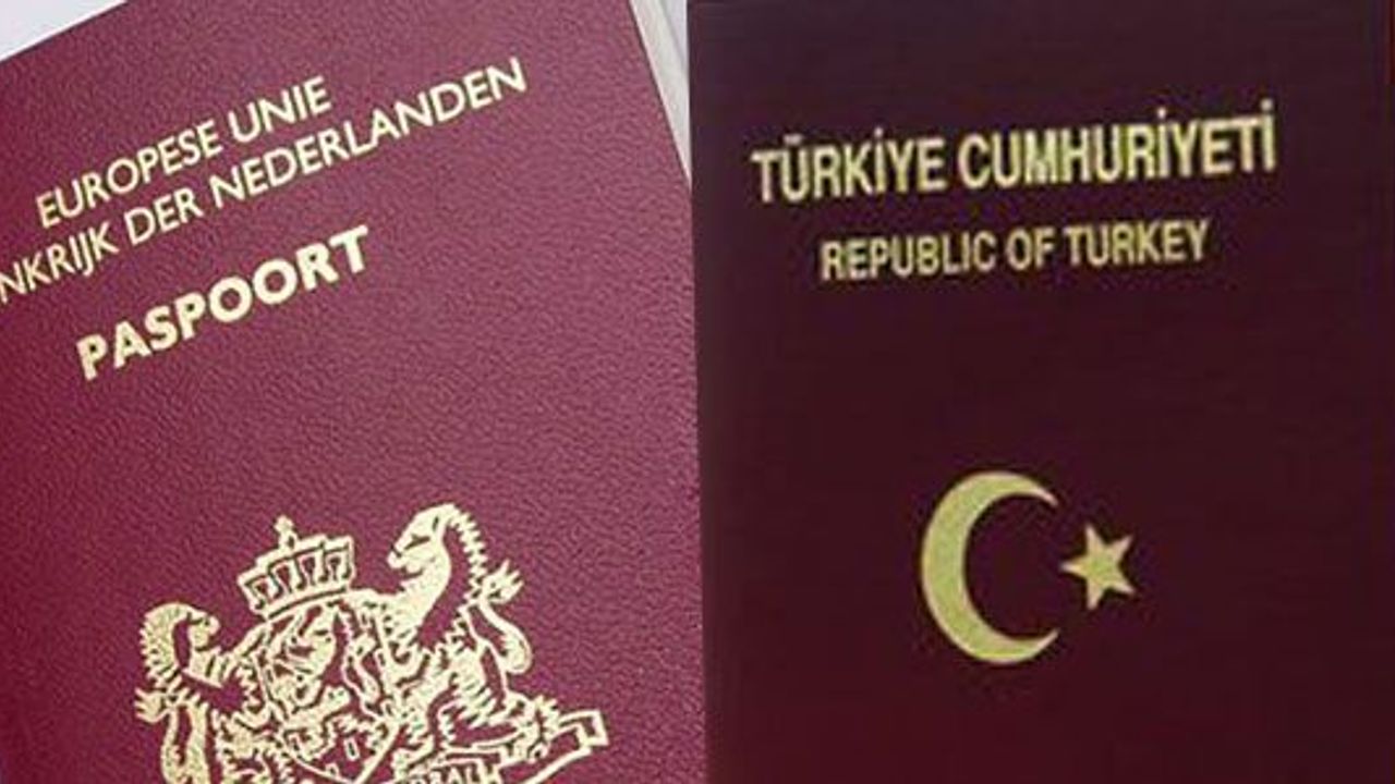 Hollanda'da çifte vatandaşlara 10 yıl şartı kafaları karıştırdı