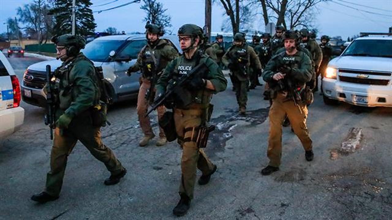 İşten çıkarılan kişi, 5 iş arkadaşını öldürdü