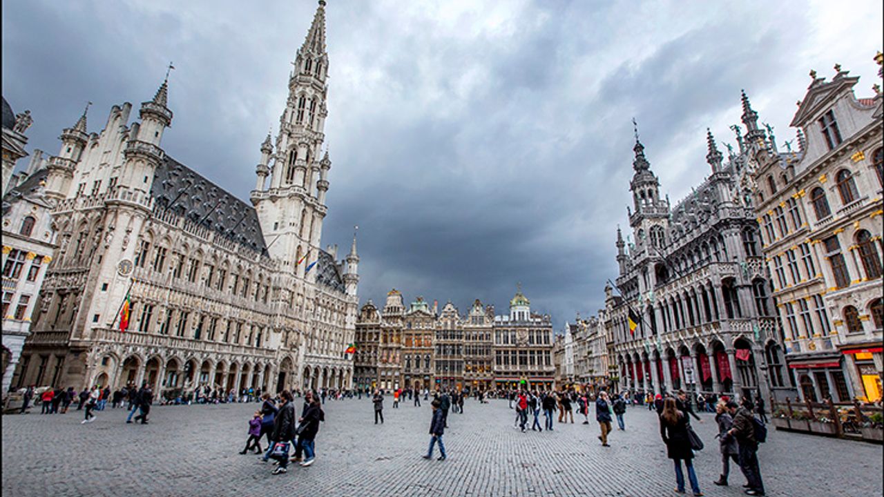 Brüksel'de bir yılda yaklaşık 1000 gösteri yapıldı