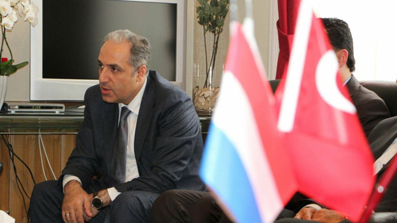 Partisini eleştiren AK Partili Mustafa Yeneroğlu istifayı verdi