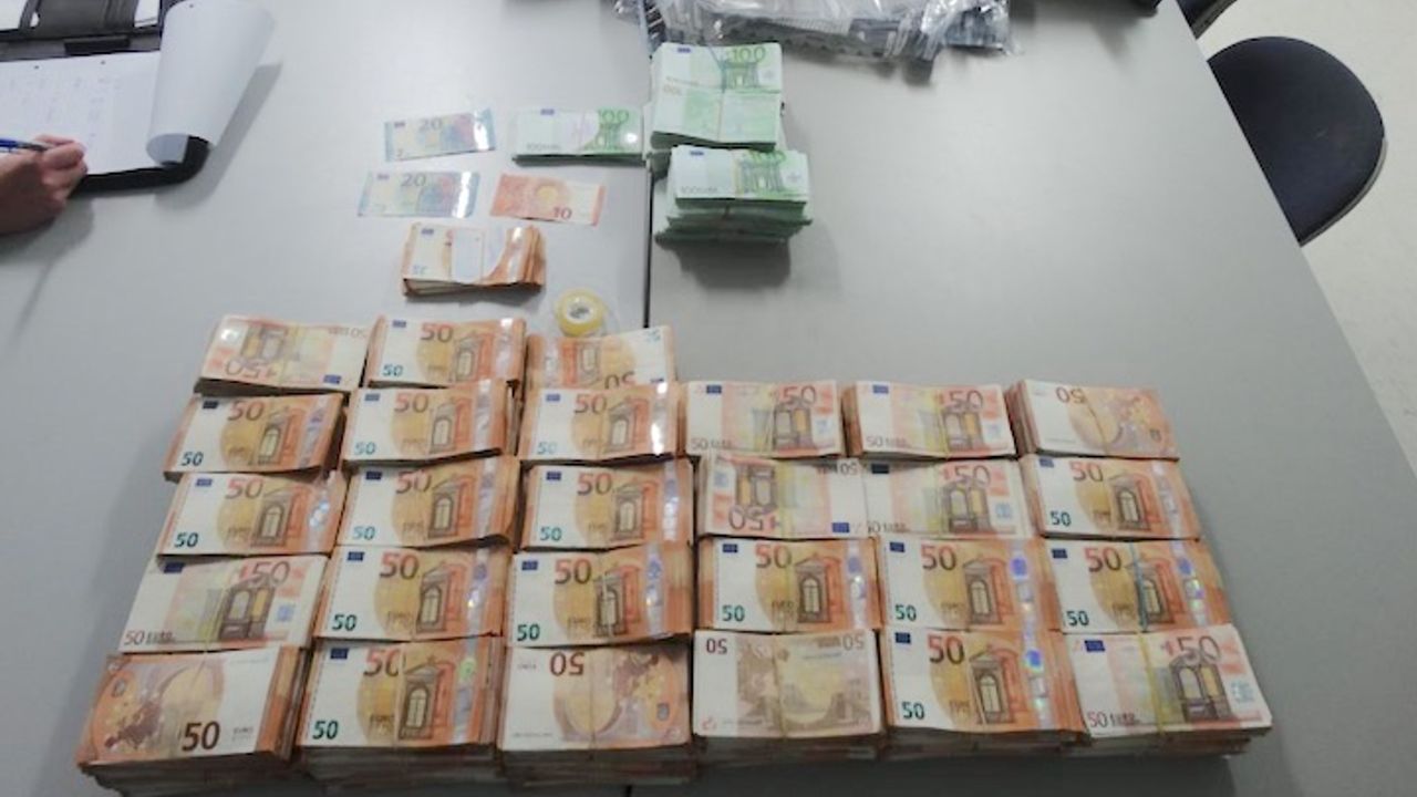 Gurbetçiler seyahat ederken yanlarında ne kadar para bulundurabilir