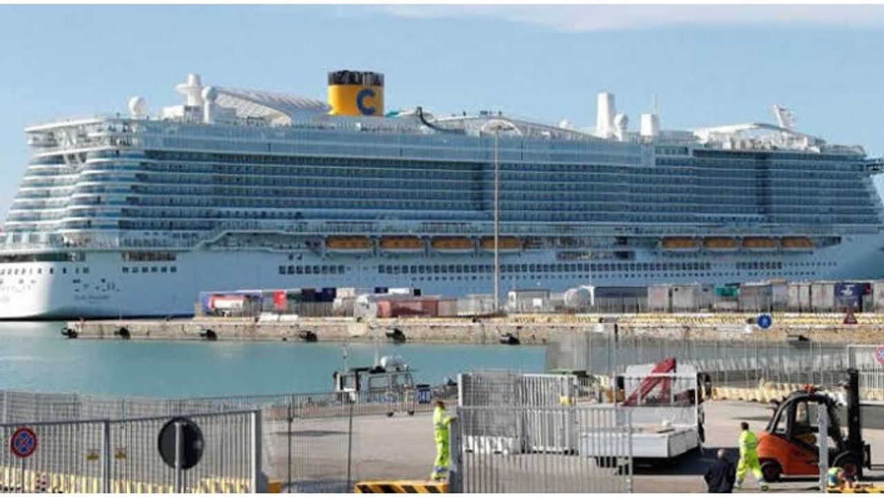 Avrupa'da koronavirüs alarmı: 6 bin kişilik gemi karantinaya alındı