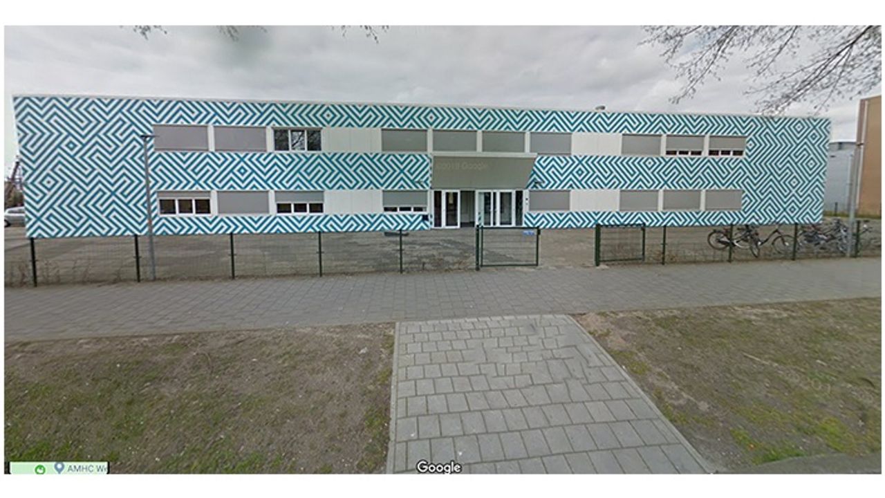 Hollanda'da İslam okulunu yakmaya çalıştılar