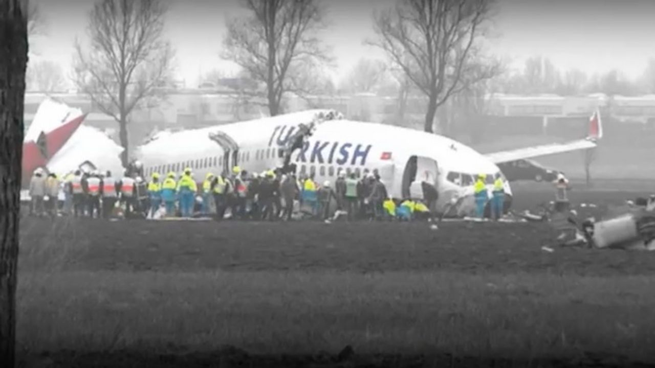 Hollanda, THY uçağının düşmesiyle ilgili raporun örtbas edildiği iddiasını yalanladı