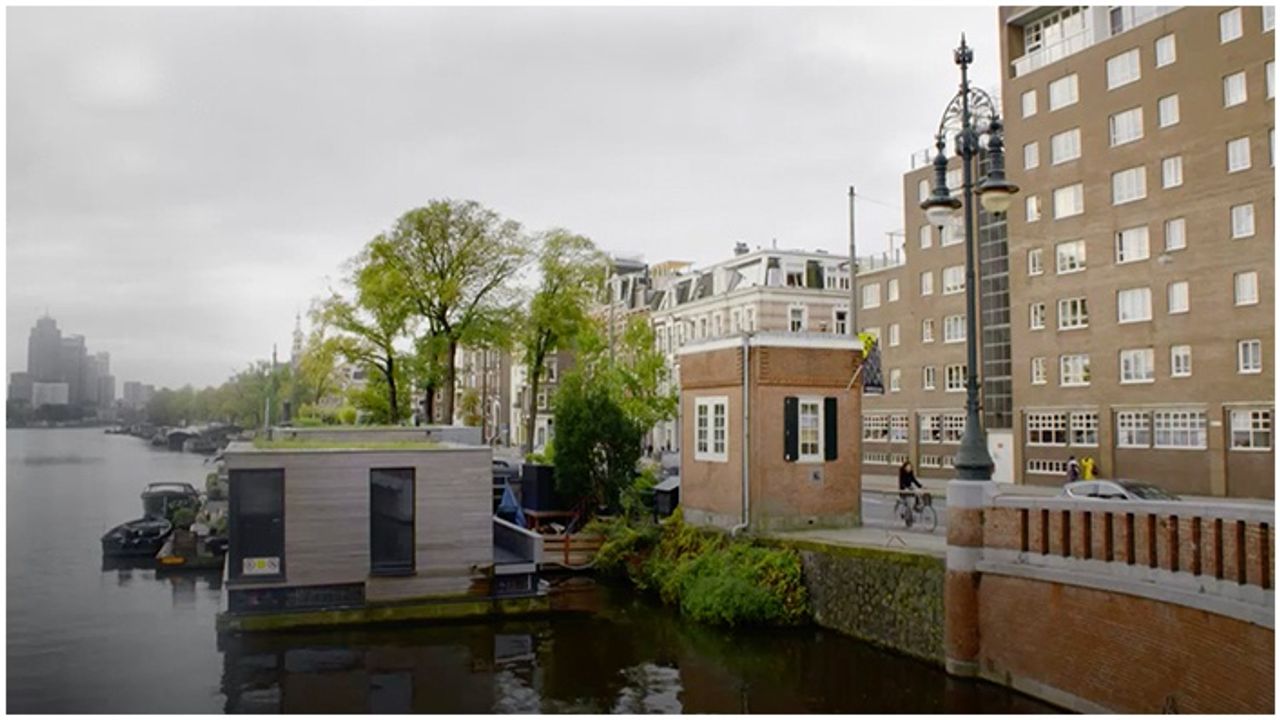Hollanda'nın başkenti Amsterdam'da bekçi kulübeleri otel oldu