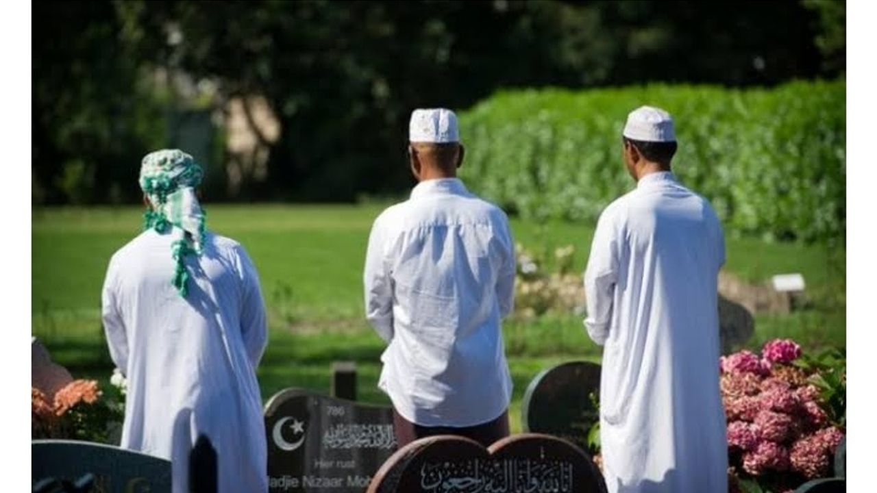 Hollanda’da Avrupa'nın en büyük Müslüman mezarlığı yapılacak