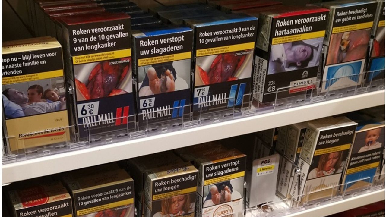 Hollanda'da 2024'den itibaren marketlerde sigara satışı yasaklanacak