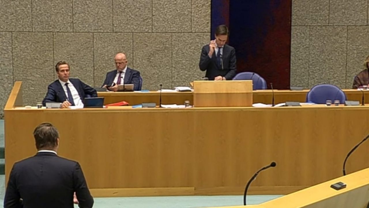 Hollanda'da Temsilciler Meclisi sokağa çıkma yasağını tartışıyor