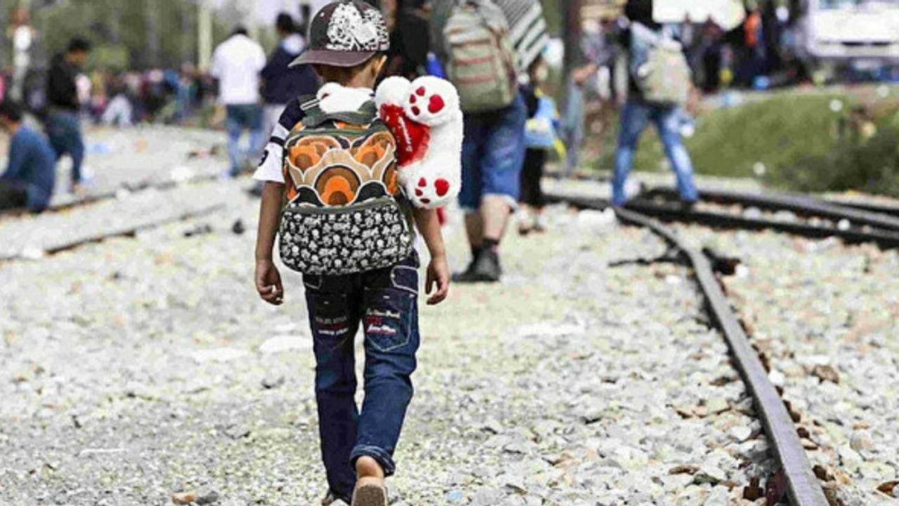Hollanda'da Suriye'den gelen refakatsiz 4 çocuk bulundu