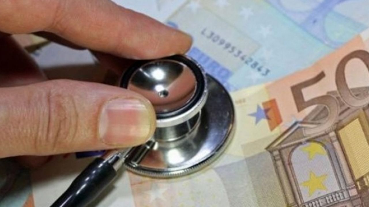 Hollanda'da sağlık sigortası primleri zamlanıyor, kişisel risk primleri aynı kalıyor