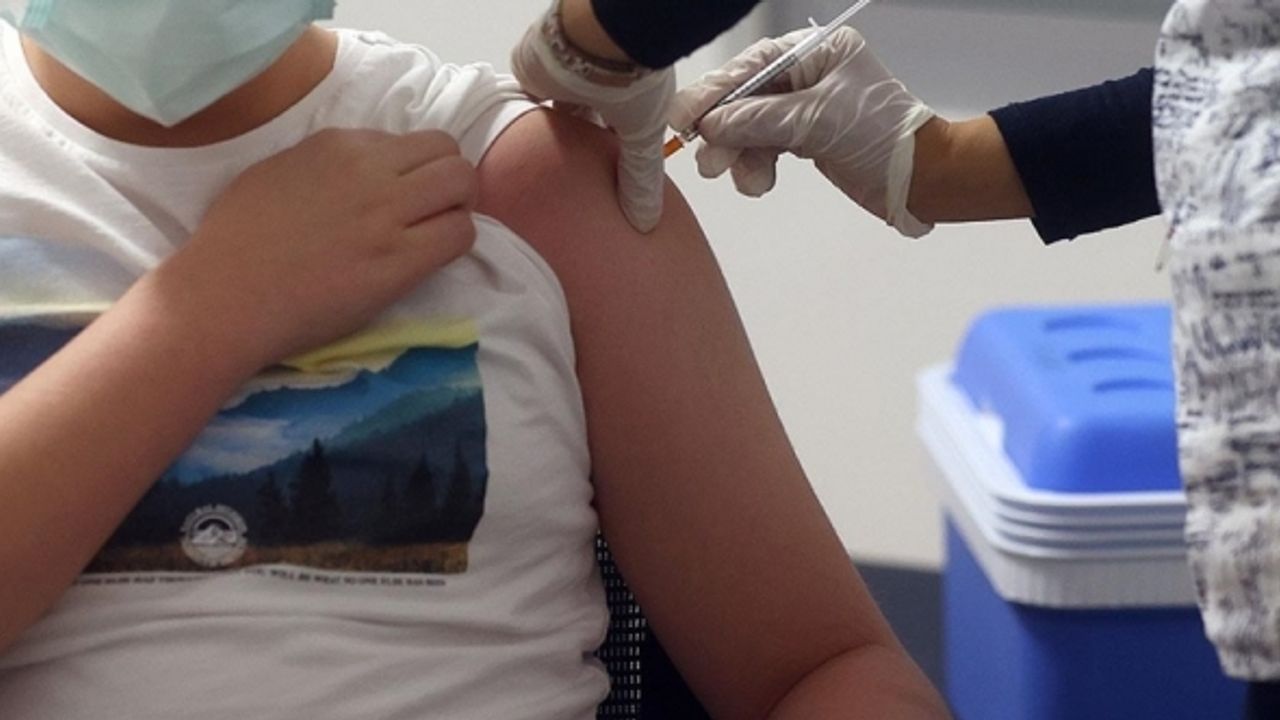 Hollanda 5 -11 yaş arası savunmasız çocuklar için Kovid-19 aşısı uygulamasına başlıyor