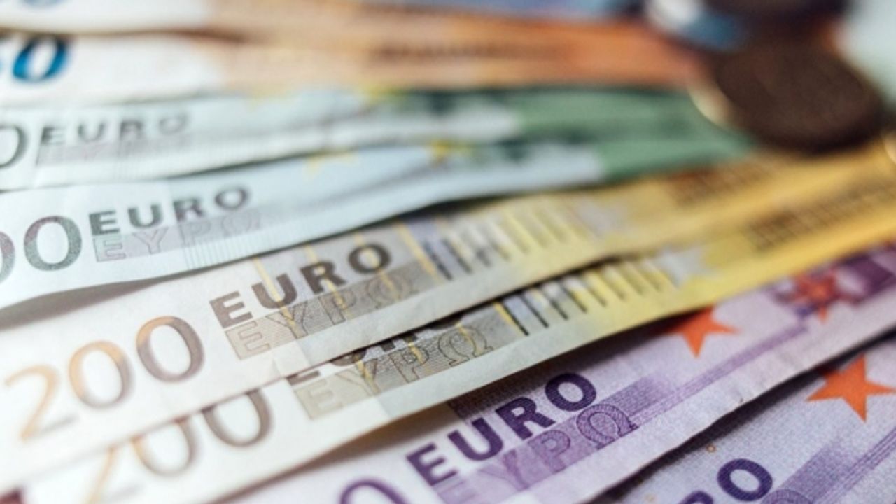 Euro Bölgesi'nde enflasyon yüzde 5 ile son 40 yılın zirvesinde