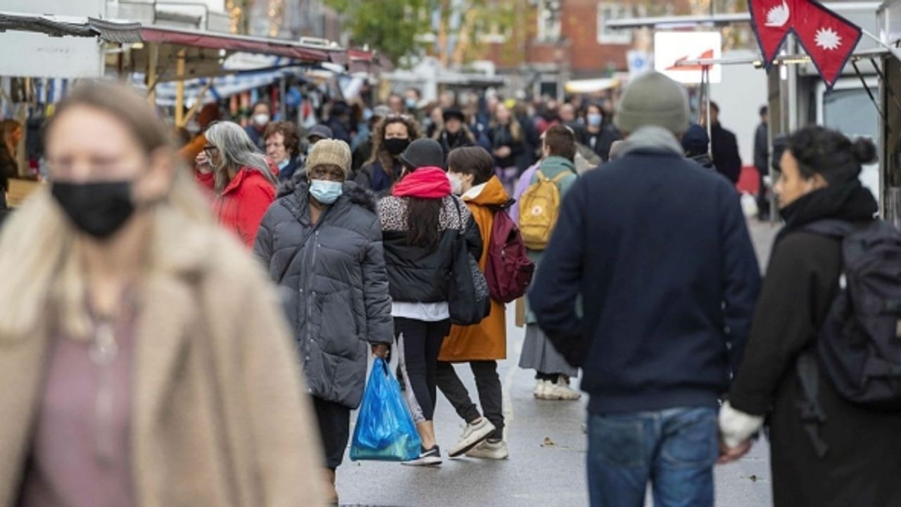 Hollanda’da Müslümanlara yönelik İslamofobik eylemlerin arttığı raporla belgelendi