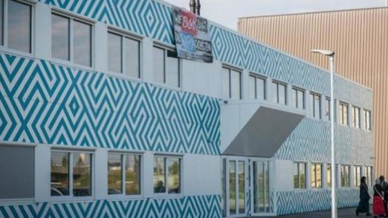 Hollanda’nın başkentindeki İslam okuluna Bakan Wiersma'dan yeni yaptırım tehdidi
