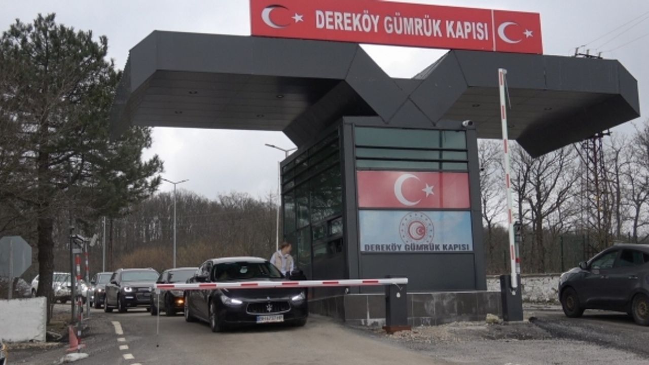Türkiye’ye aracıyla giden gurbetçi artık sınırda HGS etiketi satın alabilecek