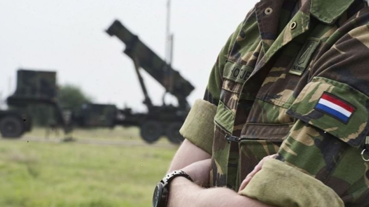 Hollanda’da zorunlu askerlik sistemi tartışması geri döndü