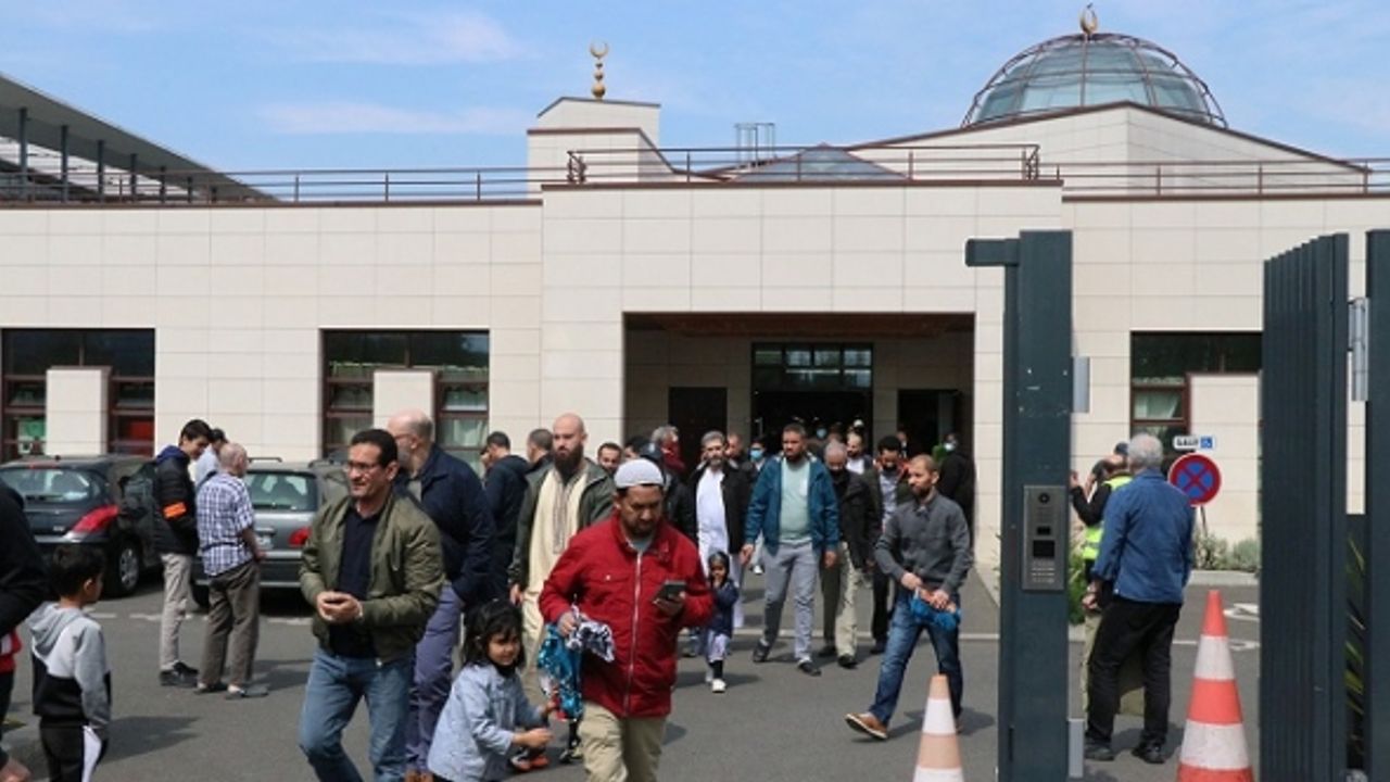 Fransa’da çevre dostu yapısıyla dikkatleri çeken cami: Massy Ulu Camisi