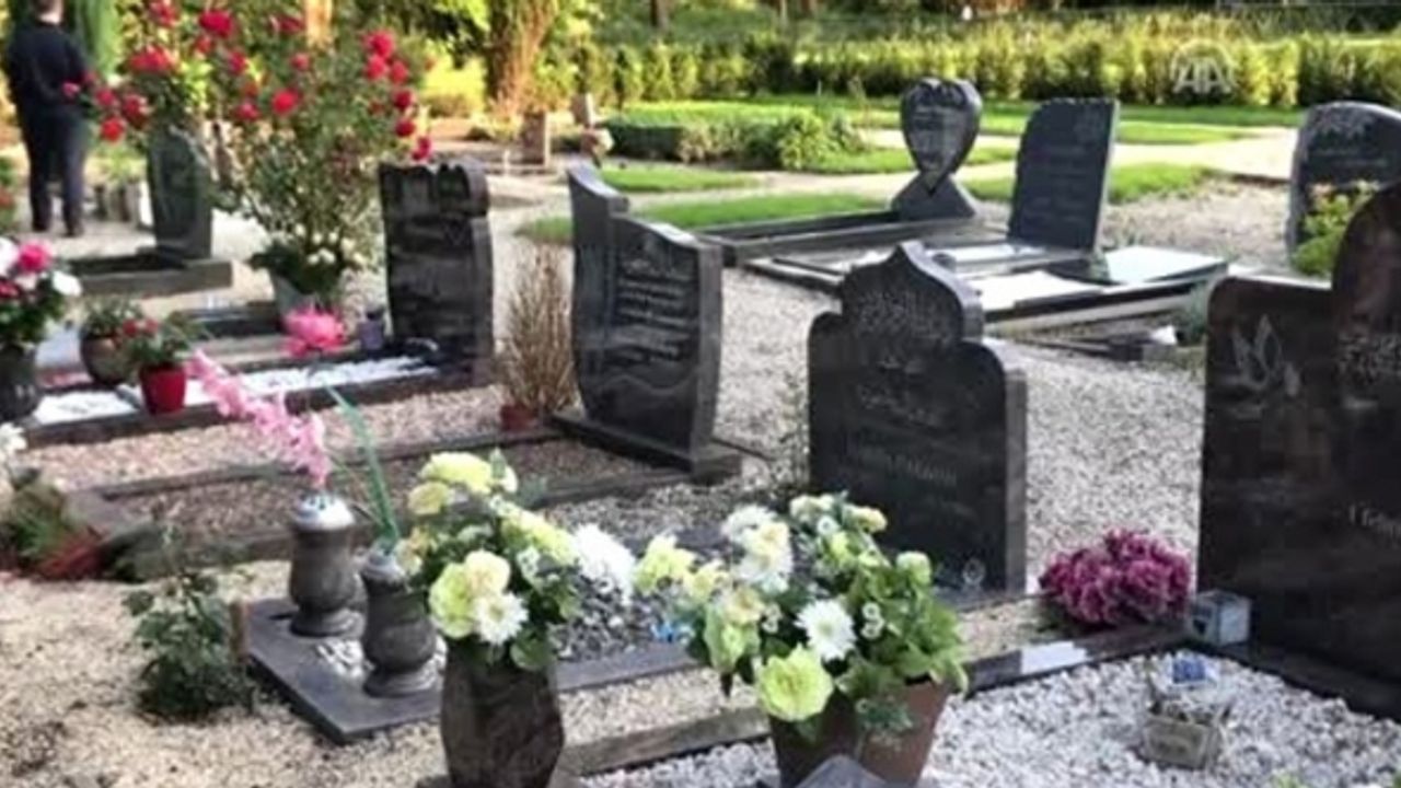 Hollanda’da cenaze işlemlerinin hafta sonu da yapılabilmesi için soru önergesi sunuldu