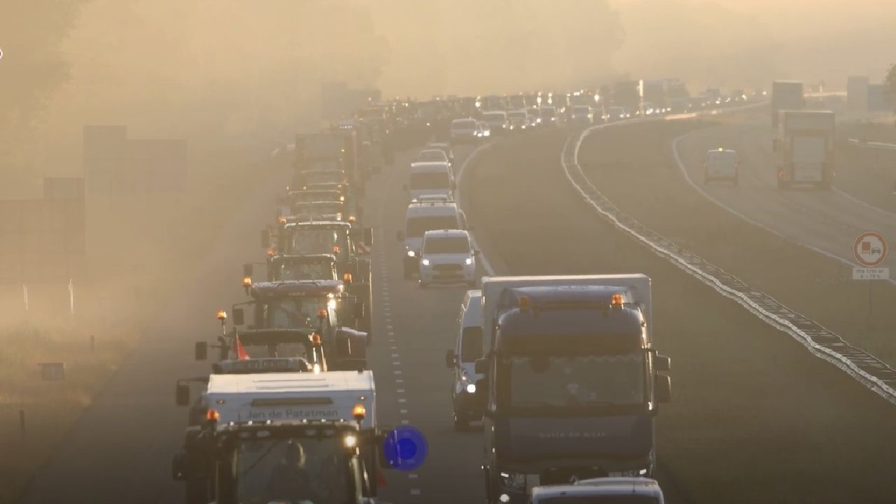 Hollanda’da çiftçiler pazartesi günü Schiphol yolunu kapatacak!