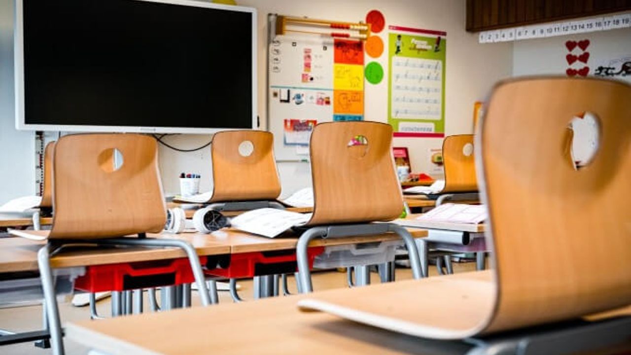 Hollanda’da 3 okul daha gelen tehdit mesajları üzerine kapatıldı