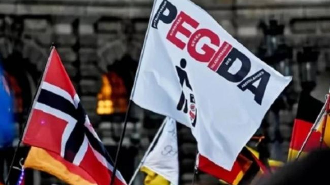Hollanda'da Pegida'nın Kuran yakma eylemine izin verenlere Ejder Köse'den sert tepki