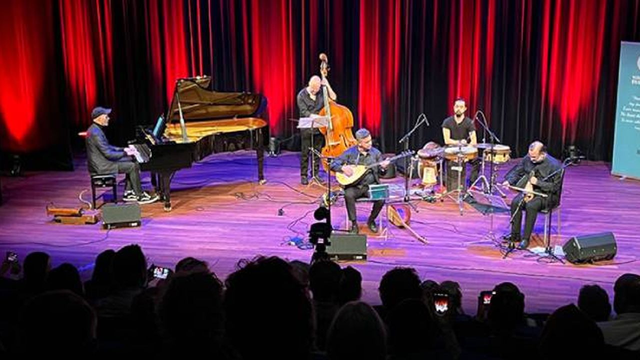 Amsterdam'da ‘Seyr-i Ahenk’ konseri ilgiyle karşılandı
