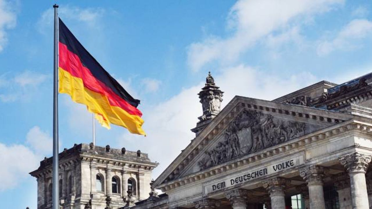 Almanya’da emeklilik sisteminde değişiklik: Maaşta çift vergilendirme sonlanıyor
