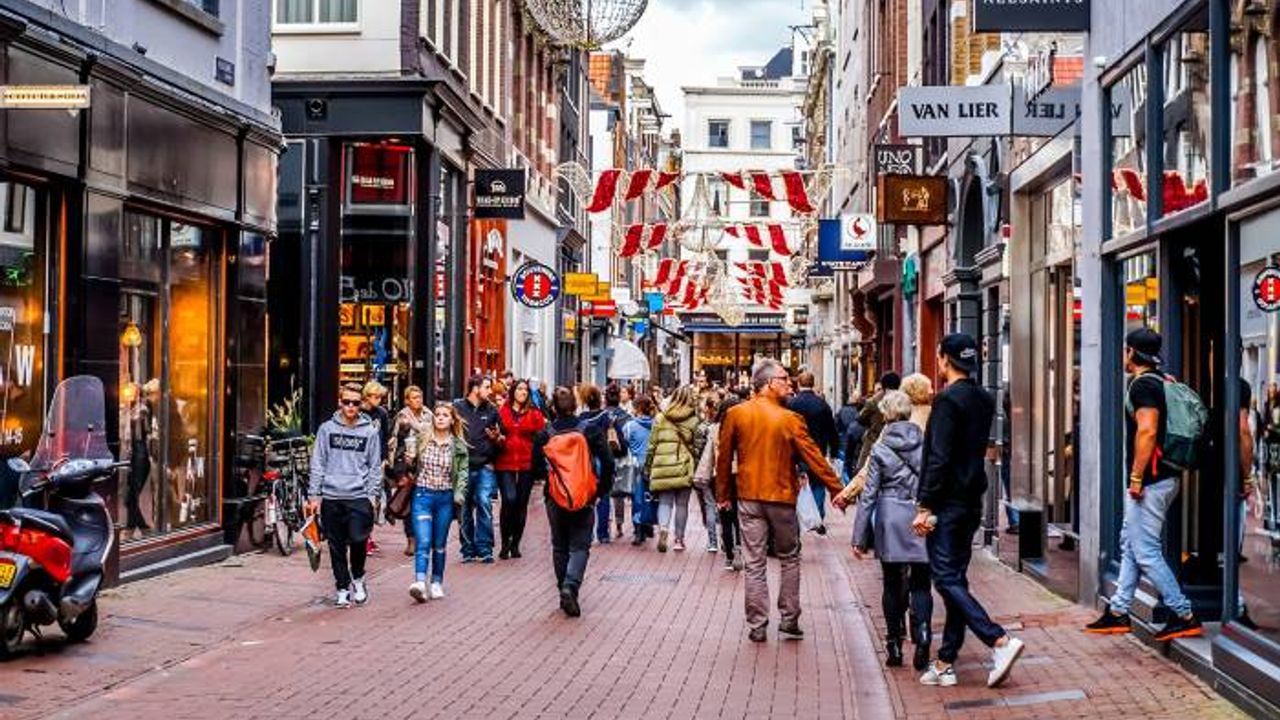 Hollanda’da 2023’de vatandaşın cebi nasıl etkilenecek?