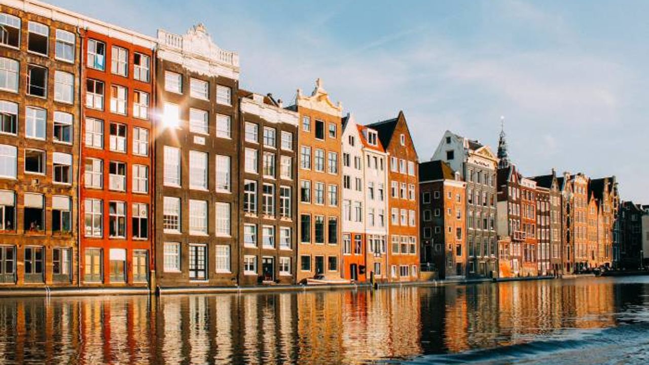 Amsterdam'da sosyal konut arayanlar için yeni puan sistemi