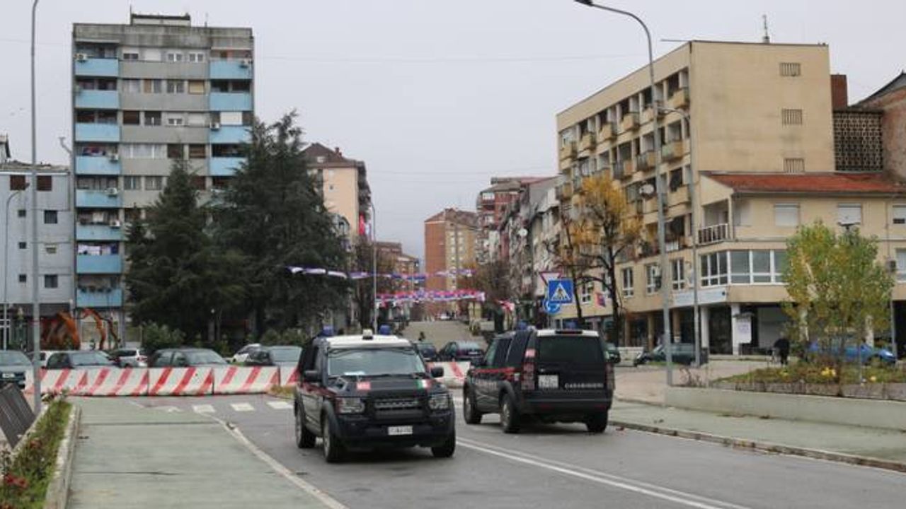Kosova ile Sırbistan arasındaki gerginlik tırmanıyor