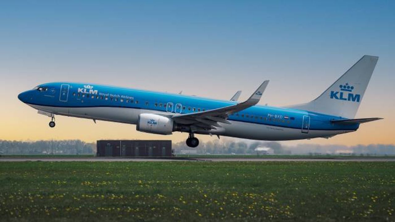 Hollanda Havayolları KLM Çin uçuşlarında personeli için ek önlem alacak