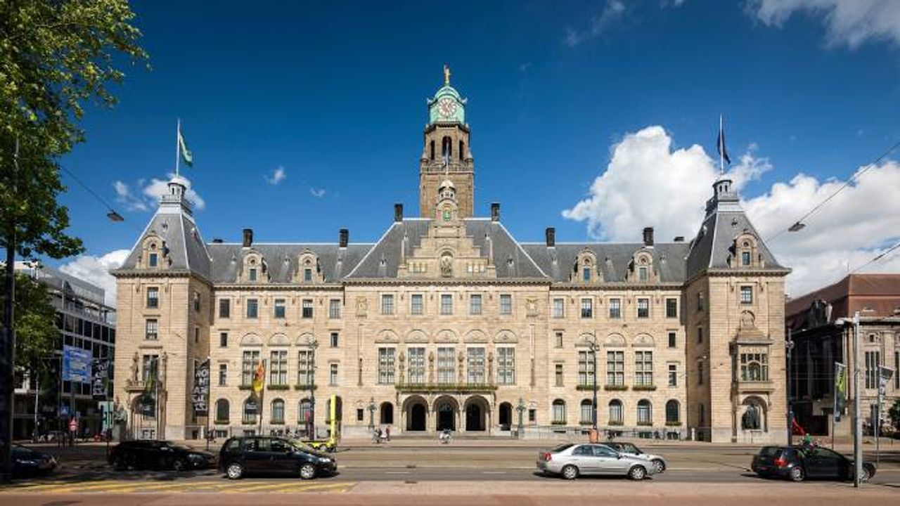 Hollanda'da 2024'te belediyelerin vergilerden elde edeceği gelir 13,3 milyar euro