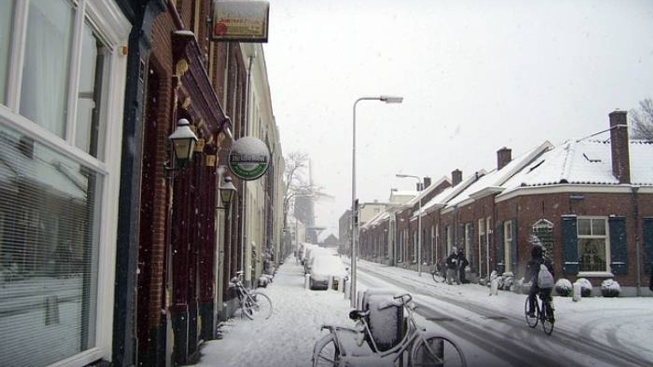 Hollanda'da buzlanma nedeniyle turuncu kod uyarısı