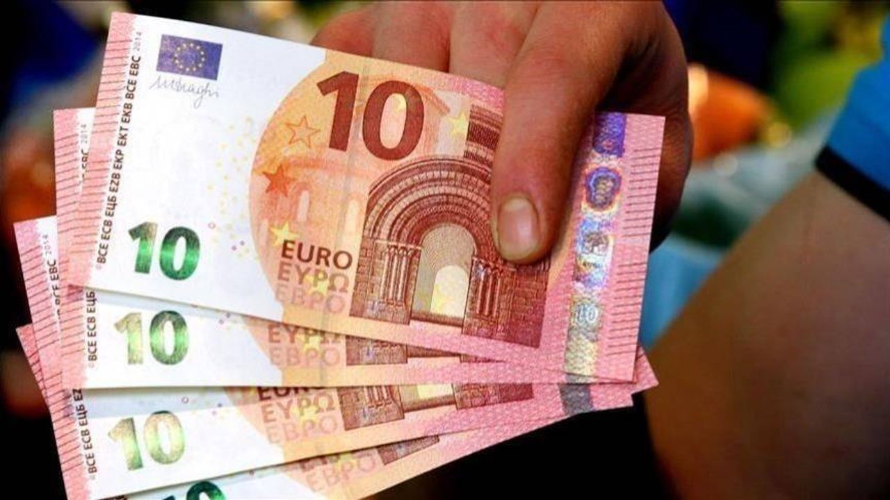 Alman Çalışma Bakanı'ndan asgari ücrete yeniden zam sinyali