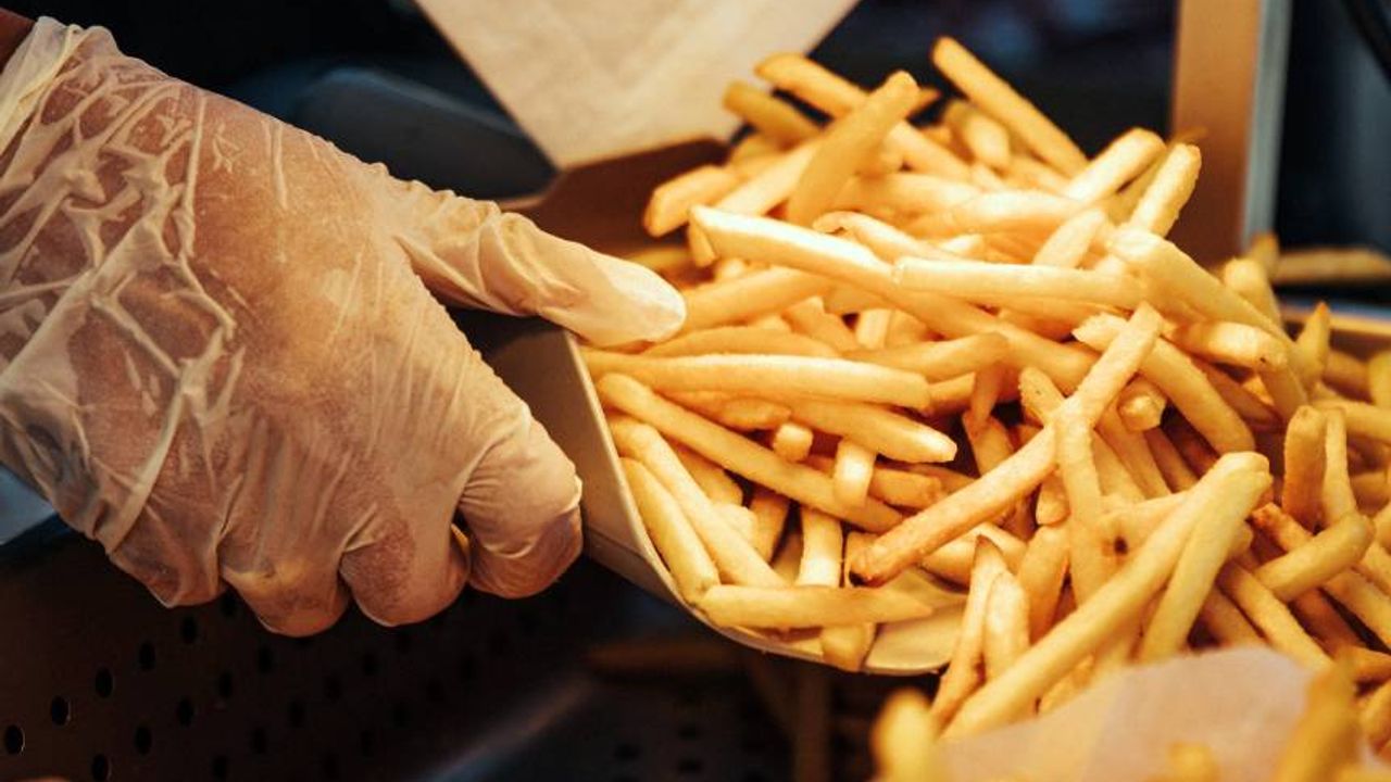 Araştırma: Patates kızartması yemek depresyona neden olabilir