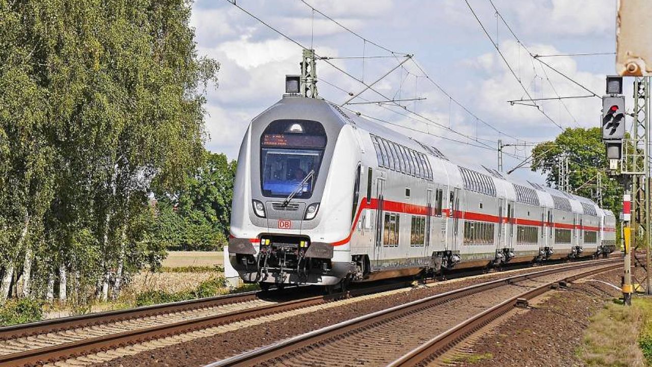 Almanya’da demir yolu çalışanları 50 saatlik uyarı grevi yapacak!