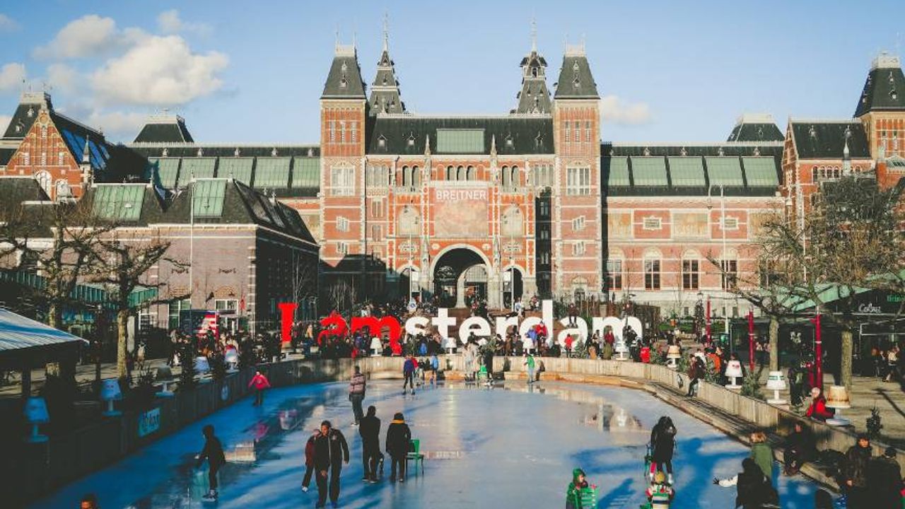 Hollanda’da yaşamak için tercih edilen şehirlerin başında Amsterdam geliyor