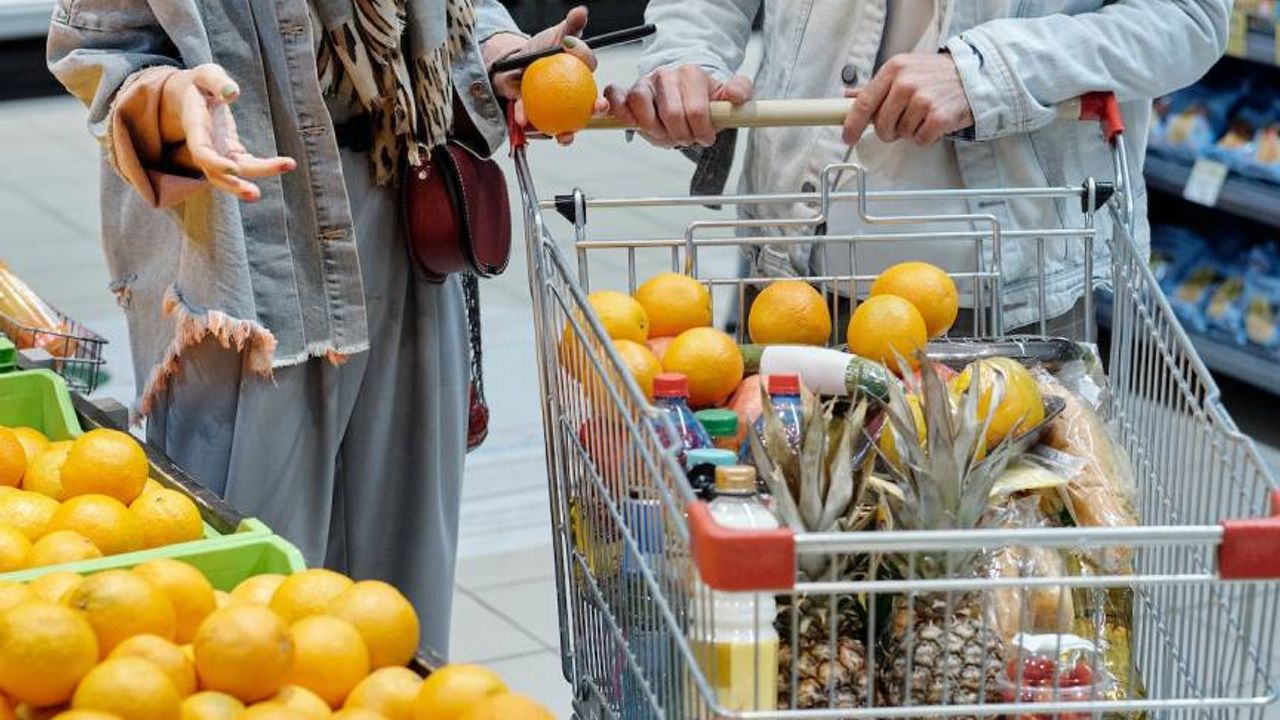 Hollanda’da son 6 ayda temel gıda ürünlerine yüzde 15 zam geldi