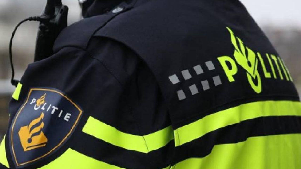Hollanda’da ırkçılıktan hüküm giyen polis, Yabancılar Şubesi’ne yönetici atandı!