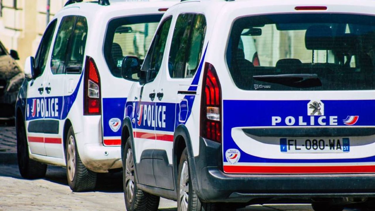 Fransa’da bir baba üç küçük kızını öldürdükten sonra polise teslim oldu