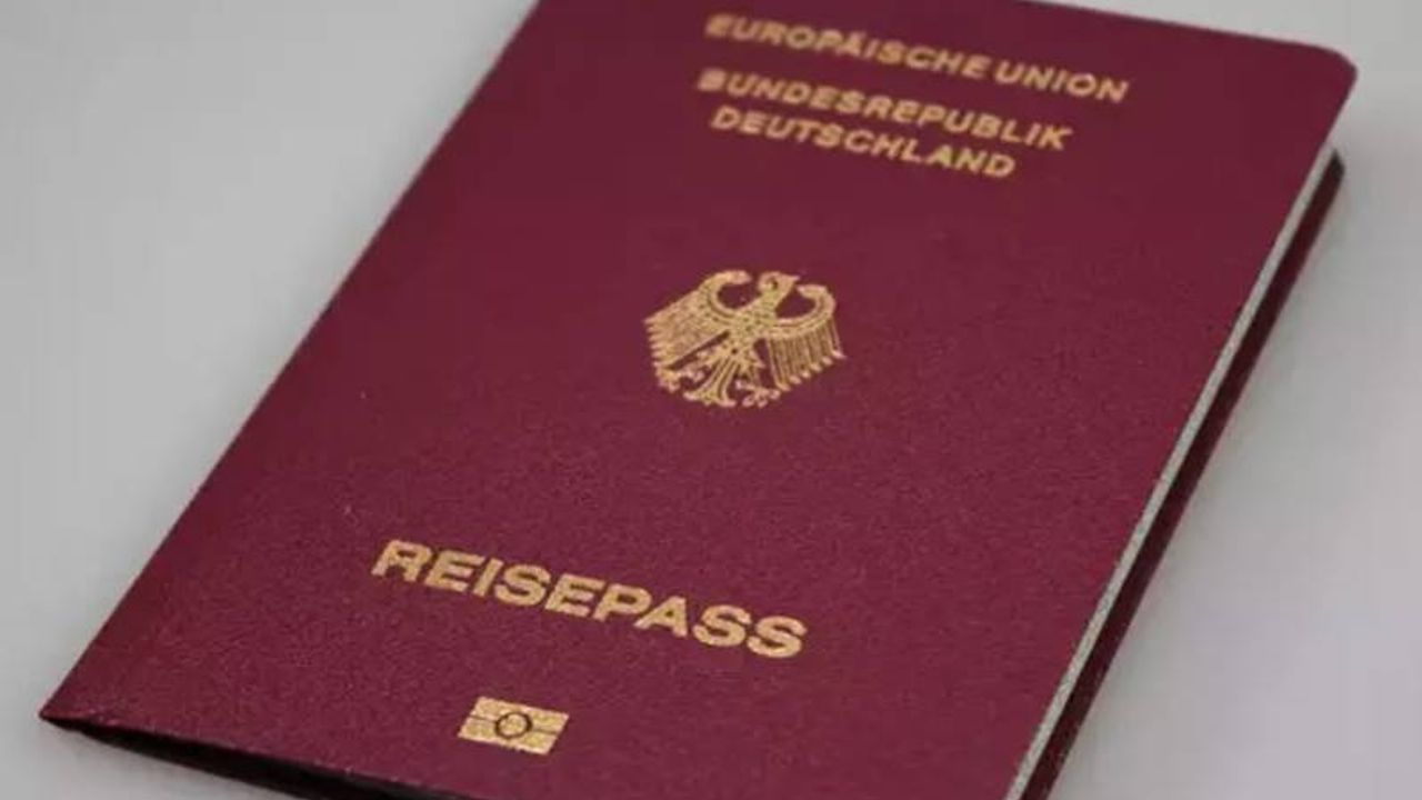 Almanya'da vatandaşlık için 'İsrail'in var olma hakkını kabul' şartı