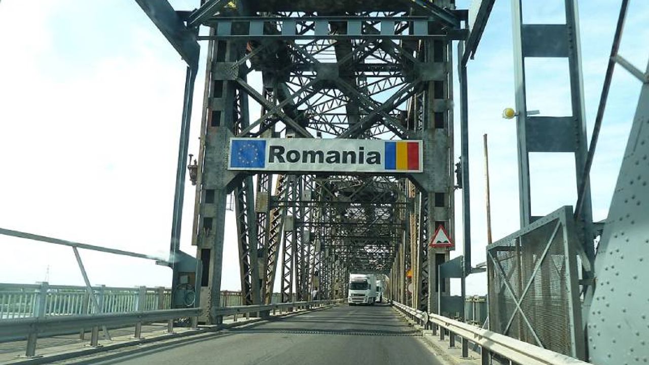 Bulgaristan ve Romanya, Mart'ta kısmen Schengen bölgesine katılıyor