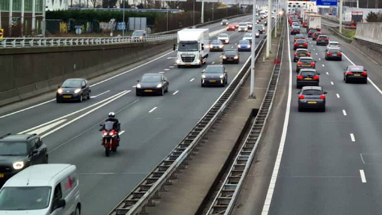 Hollanda’da 2024’de sürücüleri etkileyecek değişiklikler