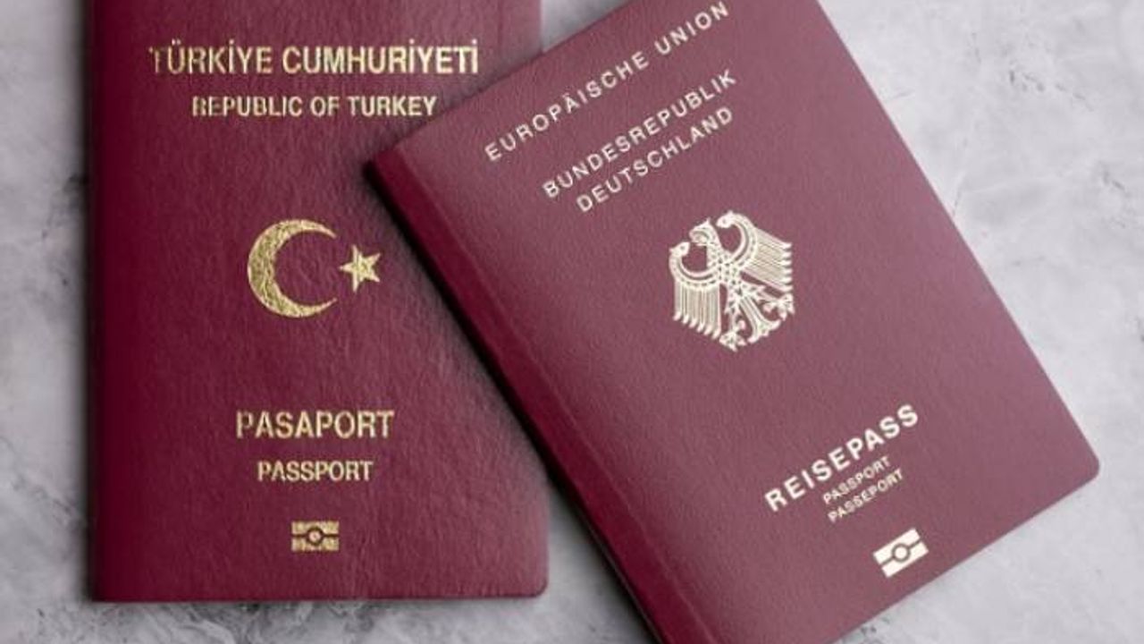 Almanya'da meclisin çifte vatandaşlık kararı ülkede yaşayan Türkleri sevindirdi