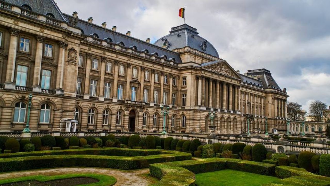 Belçika'da Kraliyet Sarayı'na sızan kadın, Federal Polisi alarma geçirdi